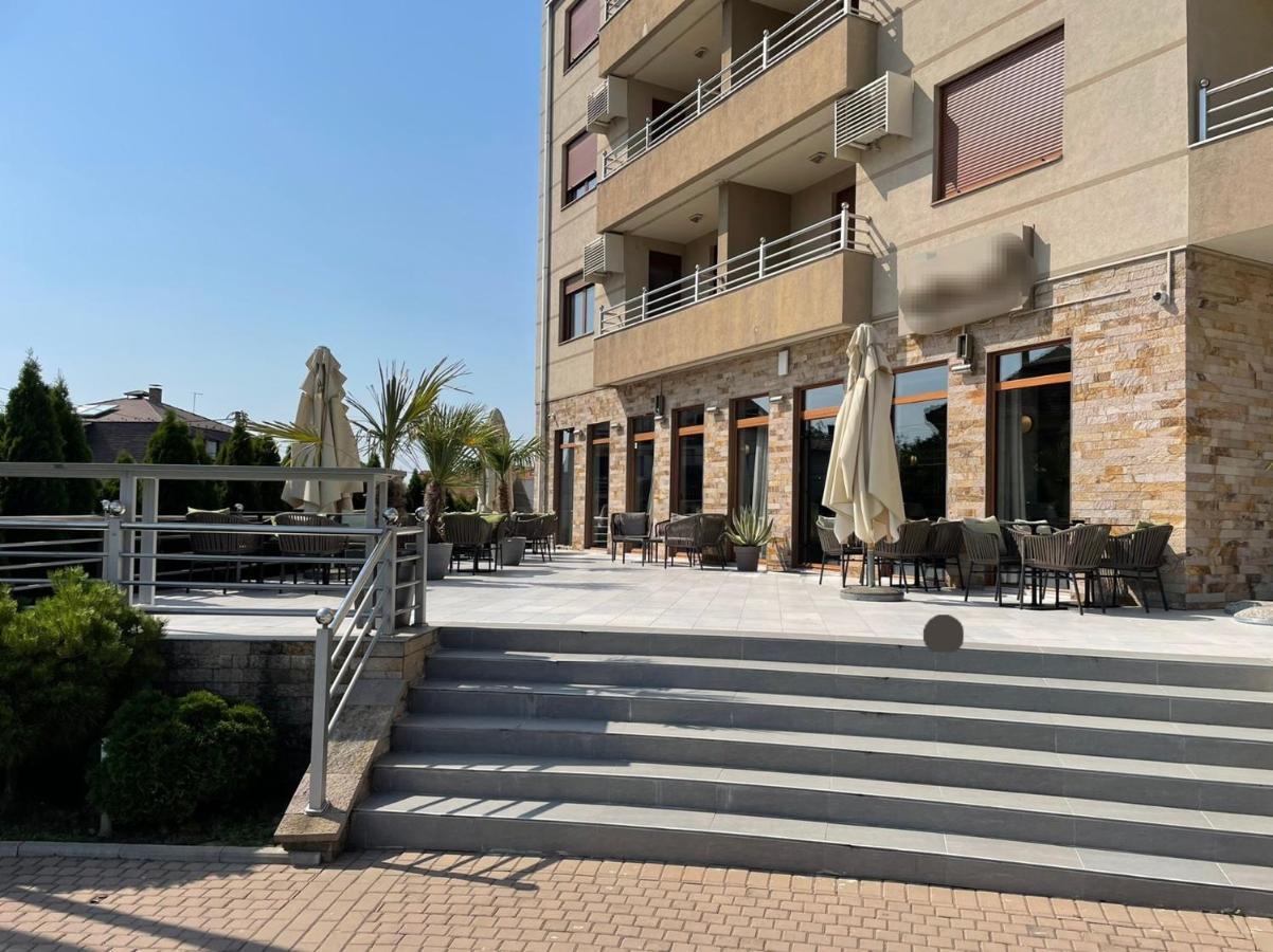 Relax Lux Apartment Vrnjacka Banja Bagian luar foto